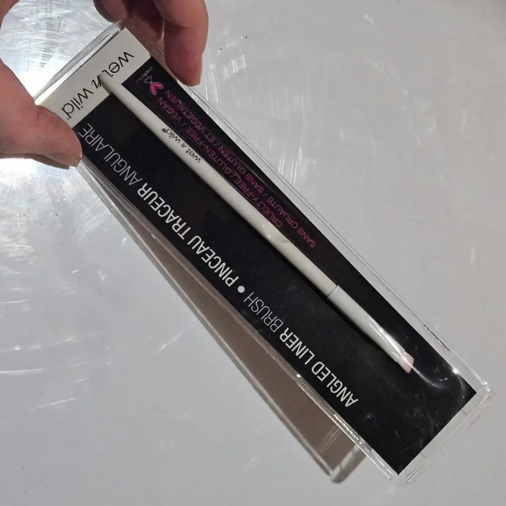 Wet n Wild Angled Liner Brush ~ NEW